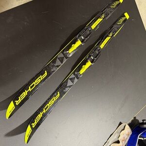Kids Nordic skis with fish scales Fischer Black and Yellow Skis